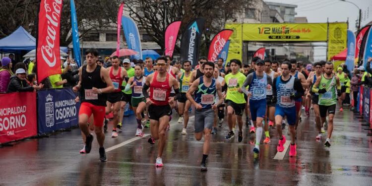 Dos jóvenes fueron los ganadores de la media maratón Reinaldo Martin de Osorno 
