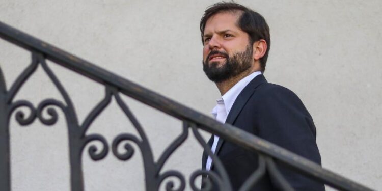 Presidente Boric califica renuncia de Jackson «como un gesto de generosidad”