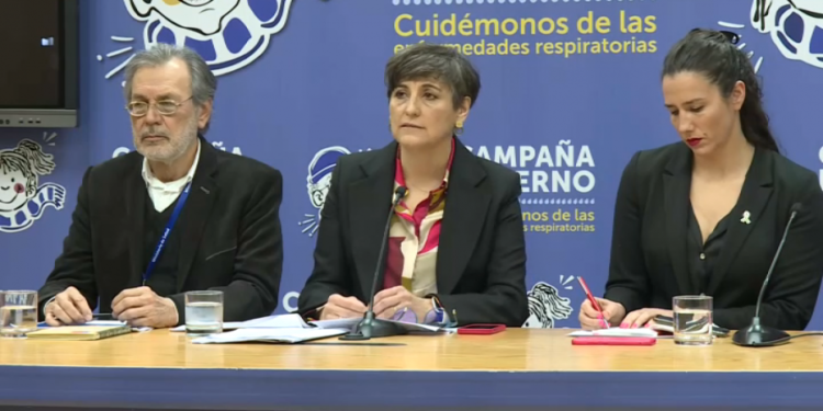 Ministra Aguilera y fin de la alerta sanitaria por COVID-19: “Como país tenemos que aprender a vivir con el virus”