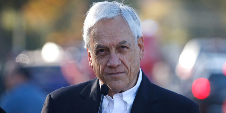 Propuesta de Piñera de formar alianza con Amarillos y Demócratas no tuvo buena recepción