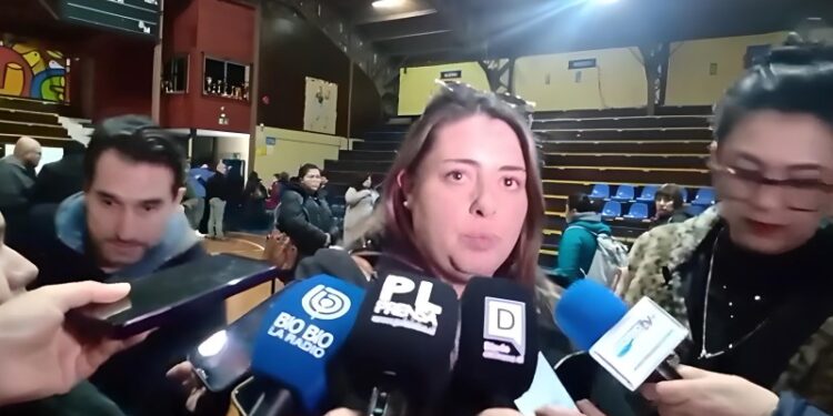Osorno: Apoderados de liceo Carmela Carvajal seguirán movilizados 