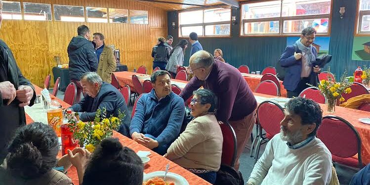 CORES sesionan en San Juan de la Costa para discutir desarrollo y política indígena regional