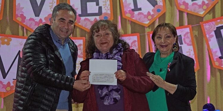 111 organizaciones de Puyehue recibieron recursos de fondos municipales concursables