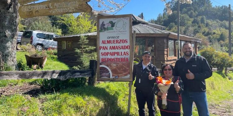 “Mujeres con Energía” de Saesa premia a 24 emprendedoras del sur de Chile