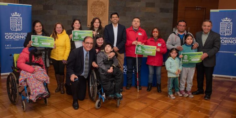 Entregan 27 millones de pesos a 25 organizaciones comunitarias de Osorno 