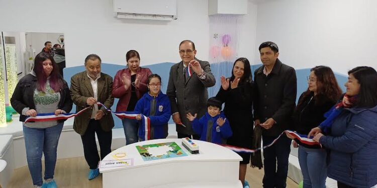 Inauguran cuarta sala de estimulación multisensorial para escolares en Osorno