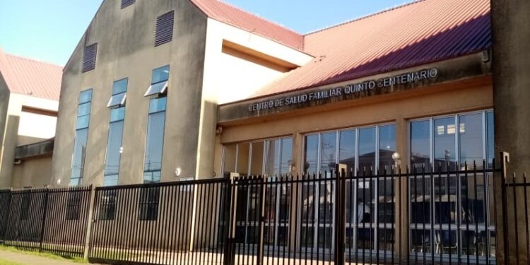 Cesfam 5to Centenario de Osorno suspendió atención por incendio en baño