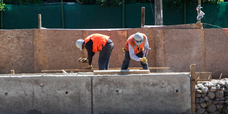 INE: Desempleo subió a 9,0% en el trimestre móvil junio-agosto