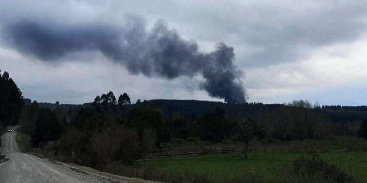 Ataque incendiario dejó al menos cinco máquinas quemadas en Río Negro