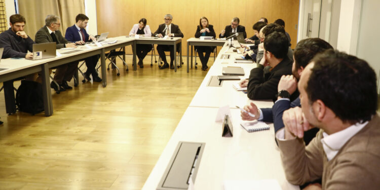 Pacto fiscal: Marcel lideró tercera reunión ampliada con foco en medidas procrecimiento
