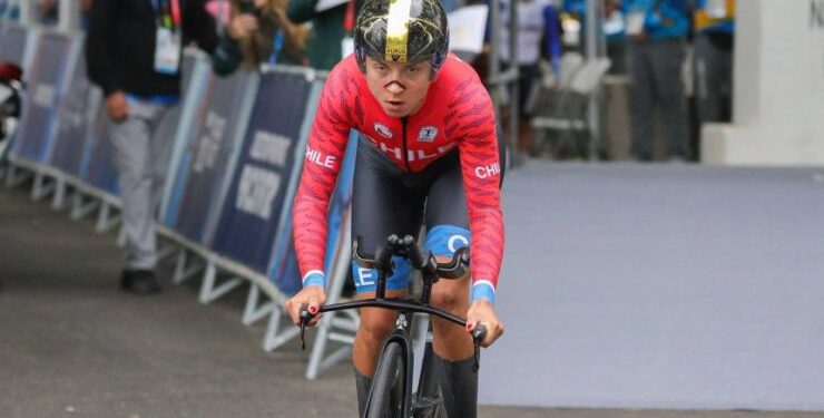 Cuarta medalla para Team Chile en Santiago 2023: Villalón obtuvo bronce en Ciclismo Ruta