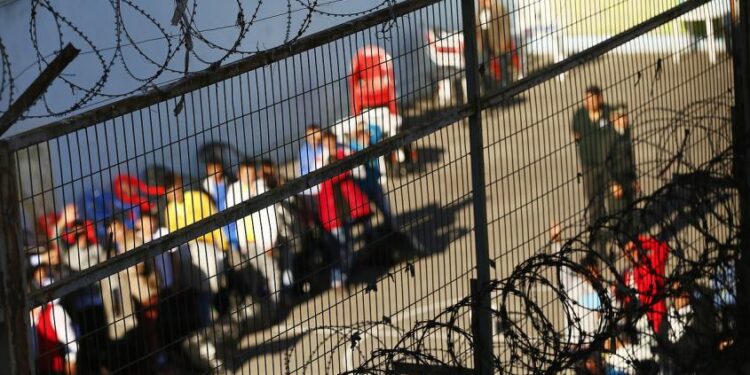 Ocupación de cárceles superó la proyección: ministro cifra en 54 mil las personas privadas de libertad