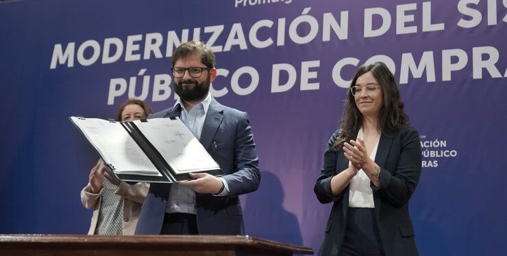Pdte. Boric promulga Ley de Modernización del Sistema Público de Compras: Estos son sus ejes