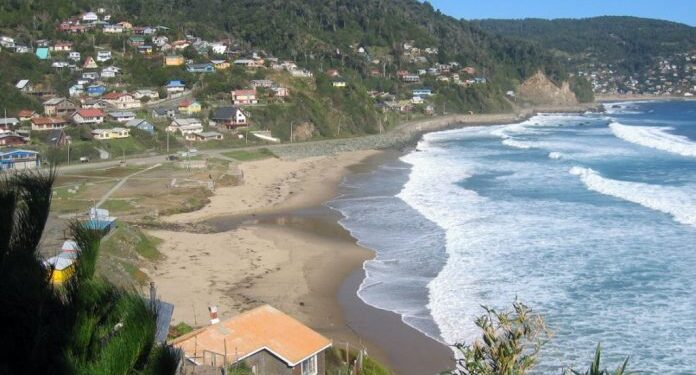 Mujeres de Bahía Mansa inician inscripción en registro nacional de actividades de pesca artesanal