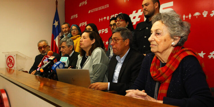 PS decidió apoyar el «En Contra» para el plebiscito