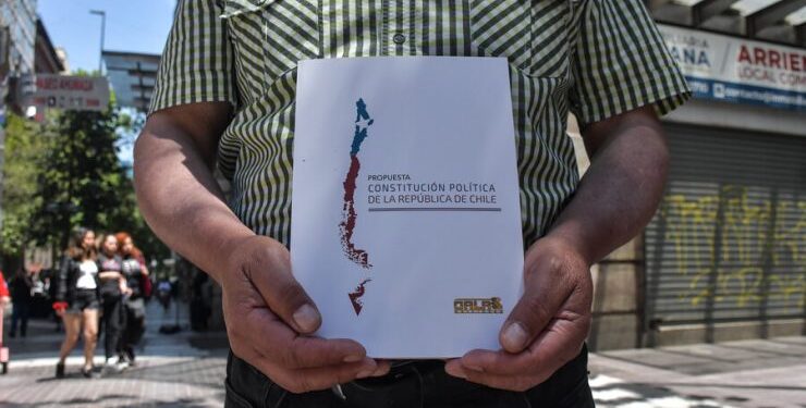 Última Cadem antes del plebiscito: Opción “A favor” llega al 38% y el “En contra” cae tres puntos