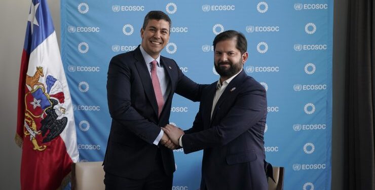 Presidente de Paraguay se reunirá con el presidente Gabriel Boric durante visita a Chile