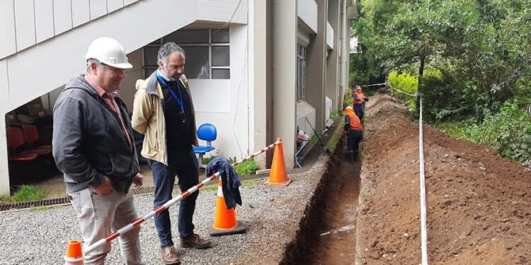 Autoridades revisan avance de obras de salud en la provincia de Osorno 