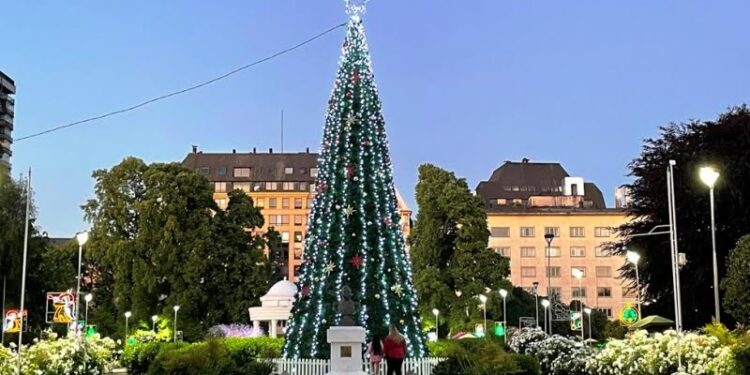 Este sábado 2 de diciembre Osorno encenderá árbol navideño en plaza de Armas