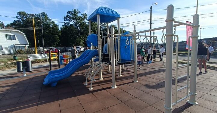 Osorno: Inauguran dos nuevas plazas en población huertos obreros y villa Parque Metropolitano