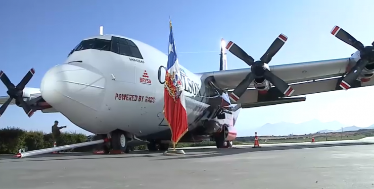 Pdte. Boric presenta nuevo avión que llega para el combate de incendios forestales