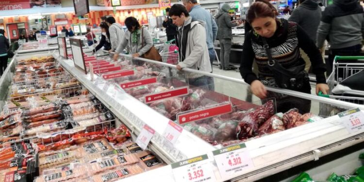 ¿Hasta qué hora funcionarán los supermercados este domingo 31? Revisa los horarios aquí