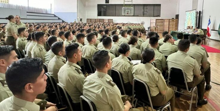 Plebiscito: 5 mil carabineros se capacitaron junto a Servel para toma de constancias excusatorias