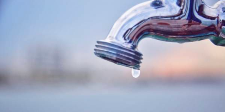 Este martes suspenderán suministro de agua potable en Francke