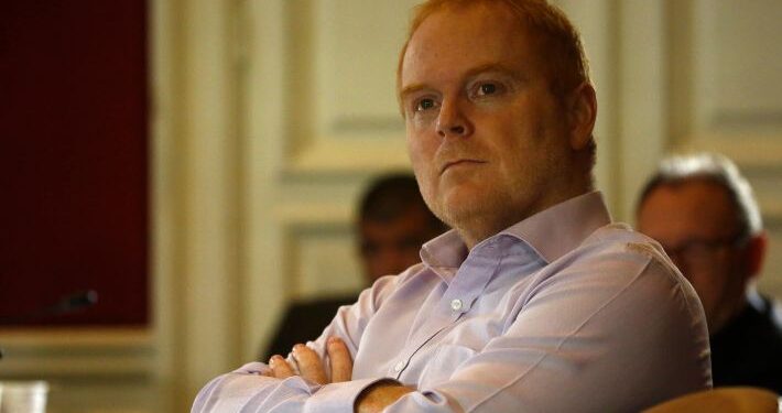 Encabezado por Rojo Edwards: Grupo de militantes renuncia a Republicanos