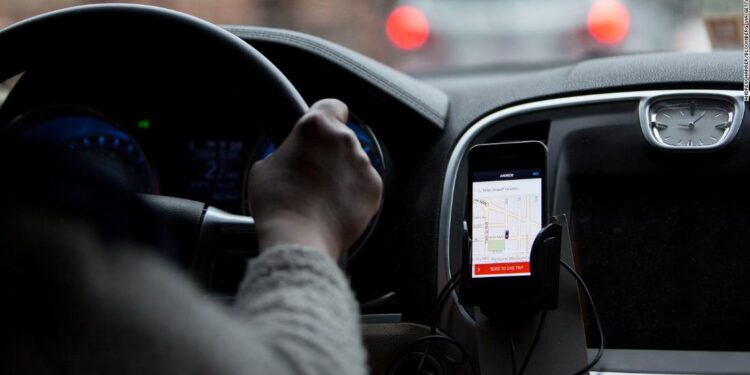 Uber ofrece un 50% de descuento a quienes vayan a votar: ¿Cómo activarlo?