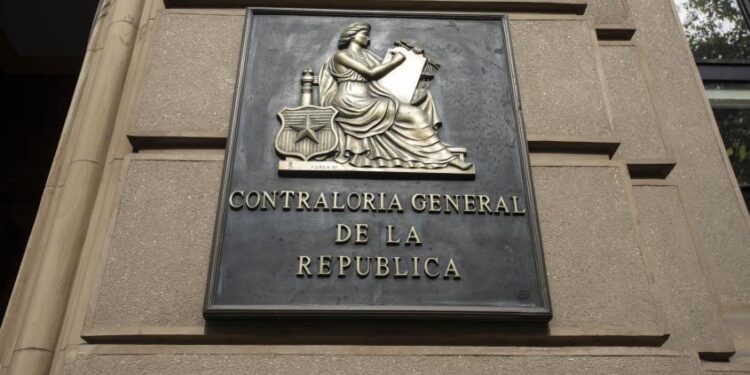 Pensiones de gracia: Revelan que hay condenados por pornografía infantil con beneficio post 18-O