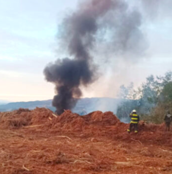 Parlamentarios de la zona critican atentado incendio en Río Negro
