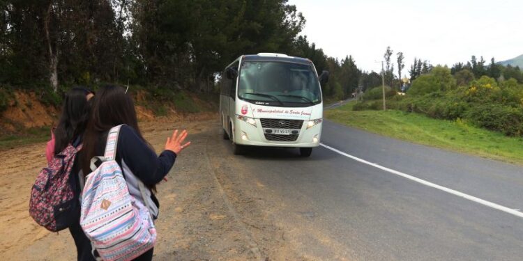 Abren segunda licitación de transporte escolar rural en la región