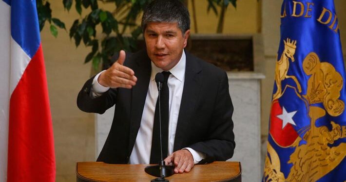 Monsalve firma acuerdo en Venezuela para combatir al crimen organizado