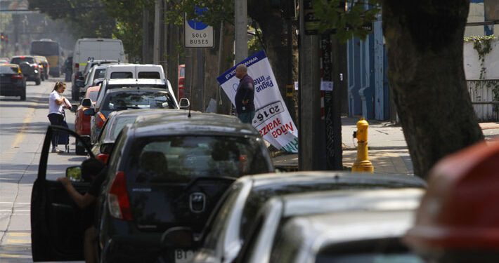 Autoridades cursaron 2.300 infracciones por vehículos con vidrios polarizados en 2023