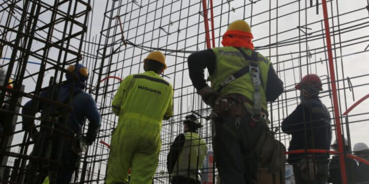 Imacec de noviembre: Actividad económica creció 1,2%
