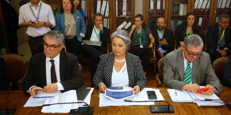 Comisión de Trabajo despachó la reforma previsional del Gobierno