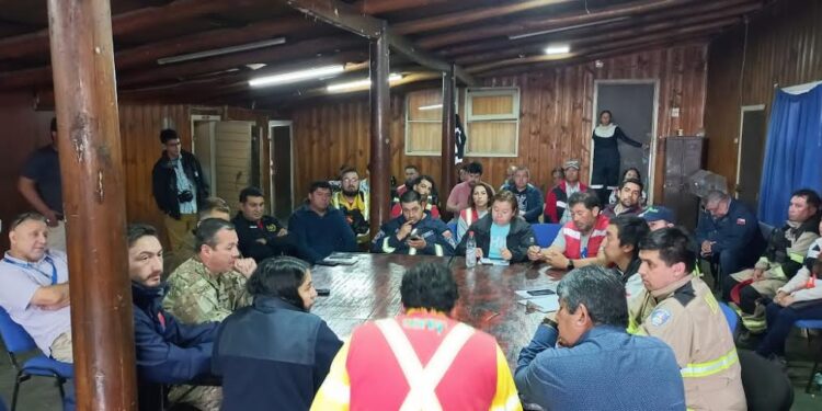 Director del Servicio de Salud Osorno recorre sectores afectados por incendios forestales
