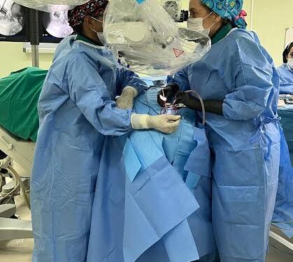 Hospital Osorno: Realizan inédita cirugía compleja de columna cervical