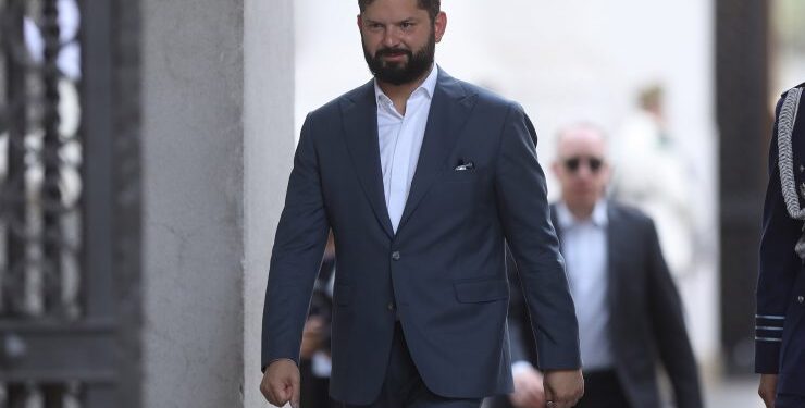 Presidente Boric retoma hoy sus vacaciones hasta el miércoles 28 de febrero