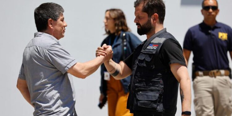 Incendios: Boric anuncia que se hicieron pagos de Bono de Recuperación a 1.930 hogares