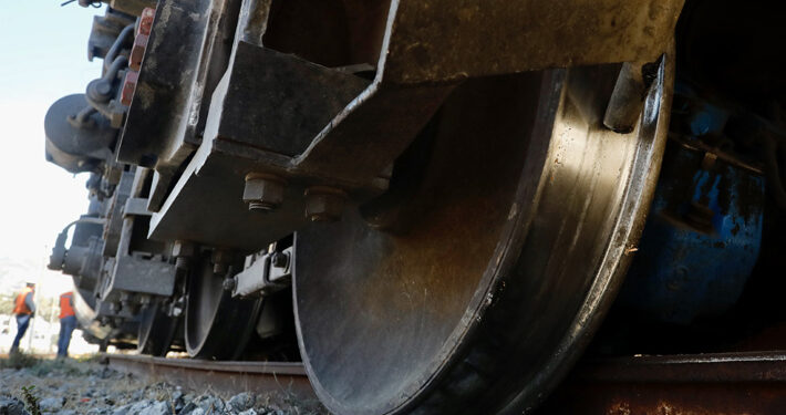 Peatón murió tras ser embestido por tren de carga en Lanco: Conductor de la máquina fue detenido