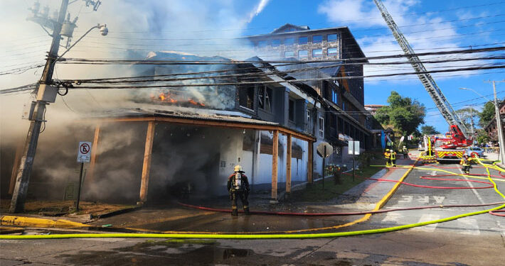 Fiscalía confirmó muerte de cuatro personas tras incendio de mall chino en Puerto Varas