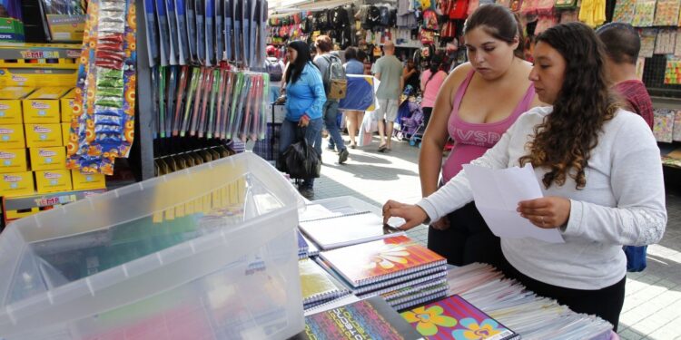 Llega marzo: Autoridades y apoderados se alistan para el inicio del año escolar