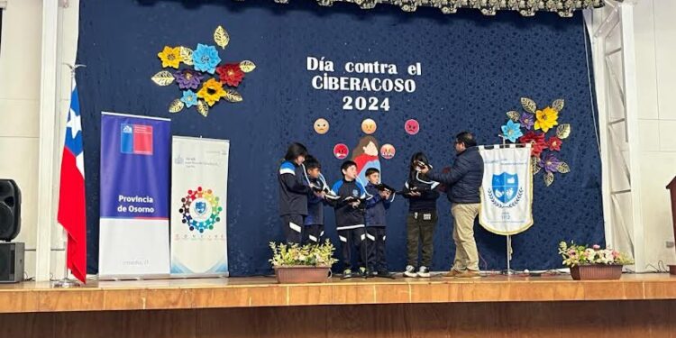 Con jornada de reflexión se conmemoró el Día Contra el Ciberacoso