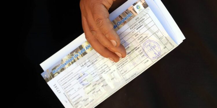 Finaliza el plazo para el Permiso de Circulación 2024: qué pasa si no pago y qué sanciones arriesgo