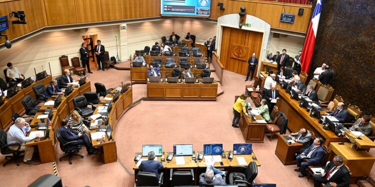 Debate tras sesión por caso Ojeda: Tohá advierte sobre filtraciones en indagatoria