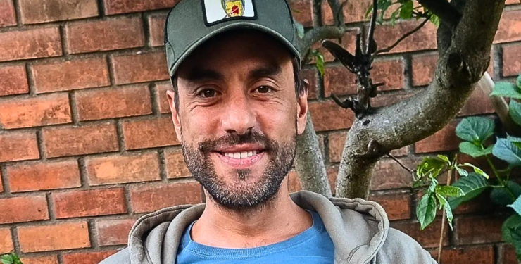 Actor Álvaro Gómez da salto a la política: Reúne firmas para postularse como alcalde de Osorno