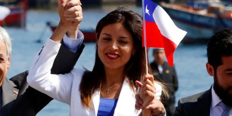 Karen Rojo evaluaría volver a Chile para cumplir pena por fraude al fisco