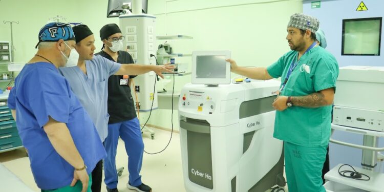 Hospital Osorno integra tecnología láser de nivel mundial para cirugías sobre próstata